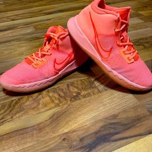 Kyrie fly traps taking trade as well